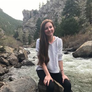 Meet your Posher, Whitney